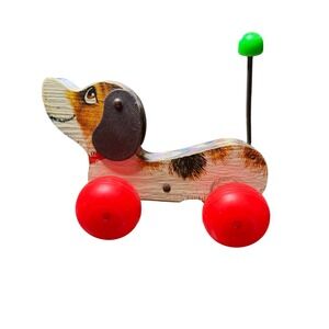 Fisher-Price Little Snoopy Pull Toy Vintage 1965 Dog Red Wheels Green‎ Knob